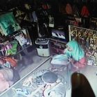 CCTV Cirebon Zona CCTV - Maling Tertangkap kamera CCTV di Cirebon